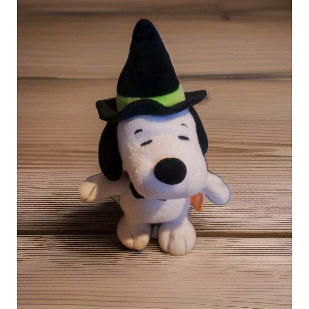 Peanuts Snoopy Halloween Witch Hat Costume Plush Squeaker Toy 7”